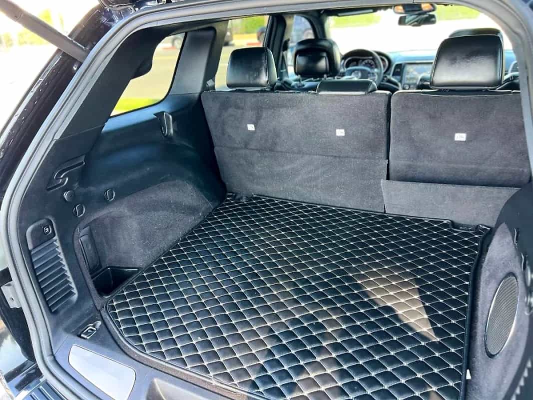 2015 Jeep Grand Cherokee Overland - Photo 4