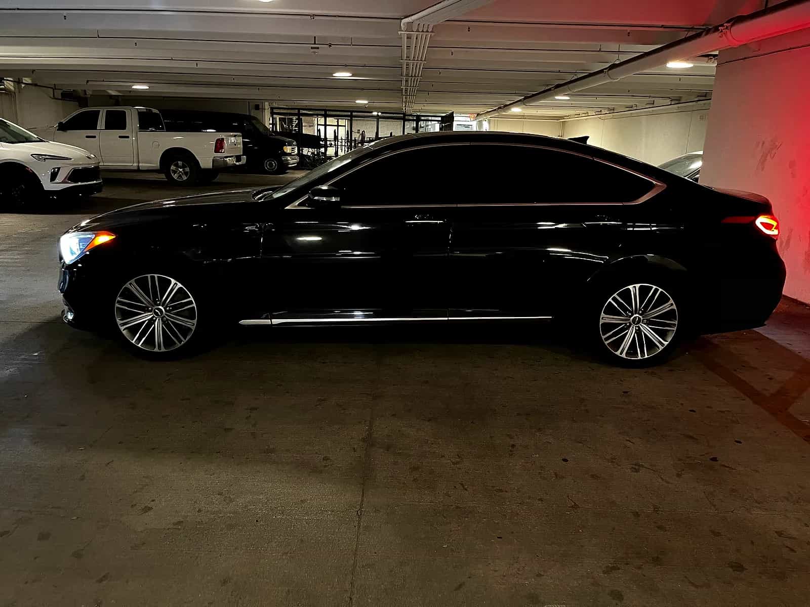2018 Genesis G80 - Photo 3