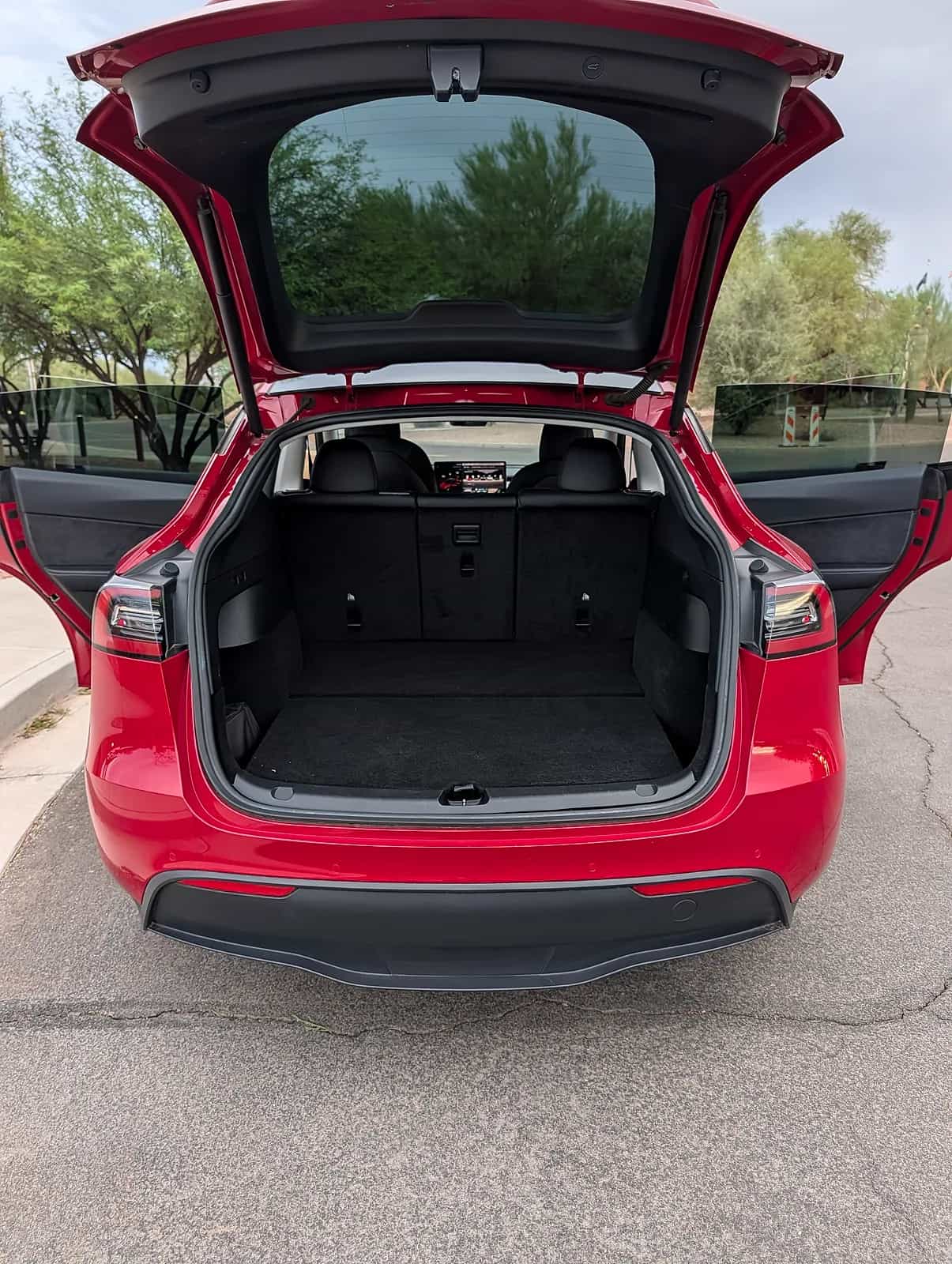 2022 Tesla Model Y - Photo 4