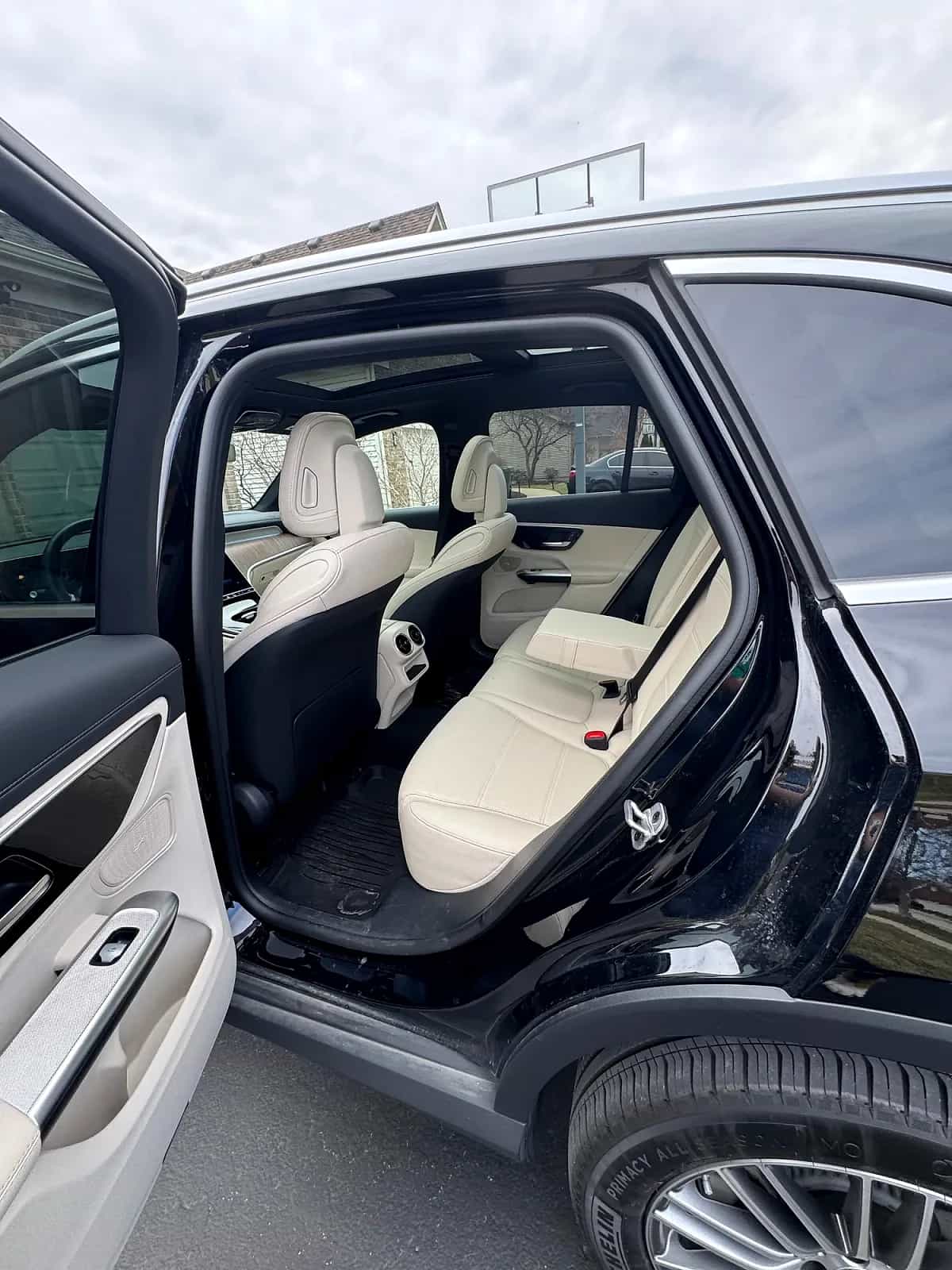 2024 Mercedes-Benz GLC-Class - Photo 3