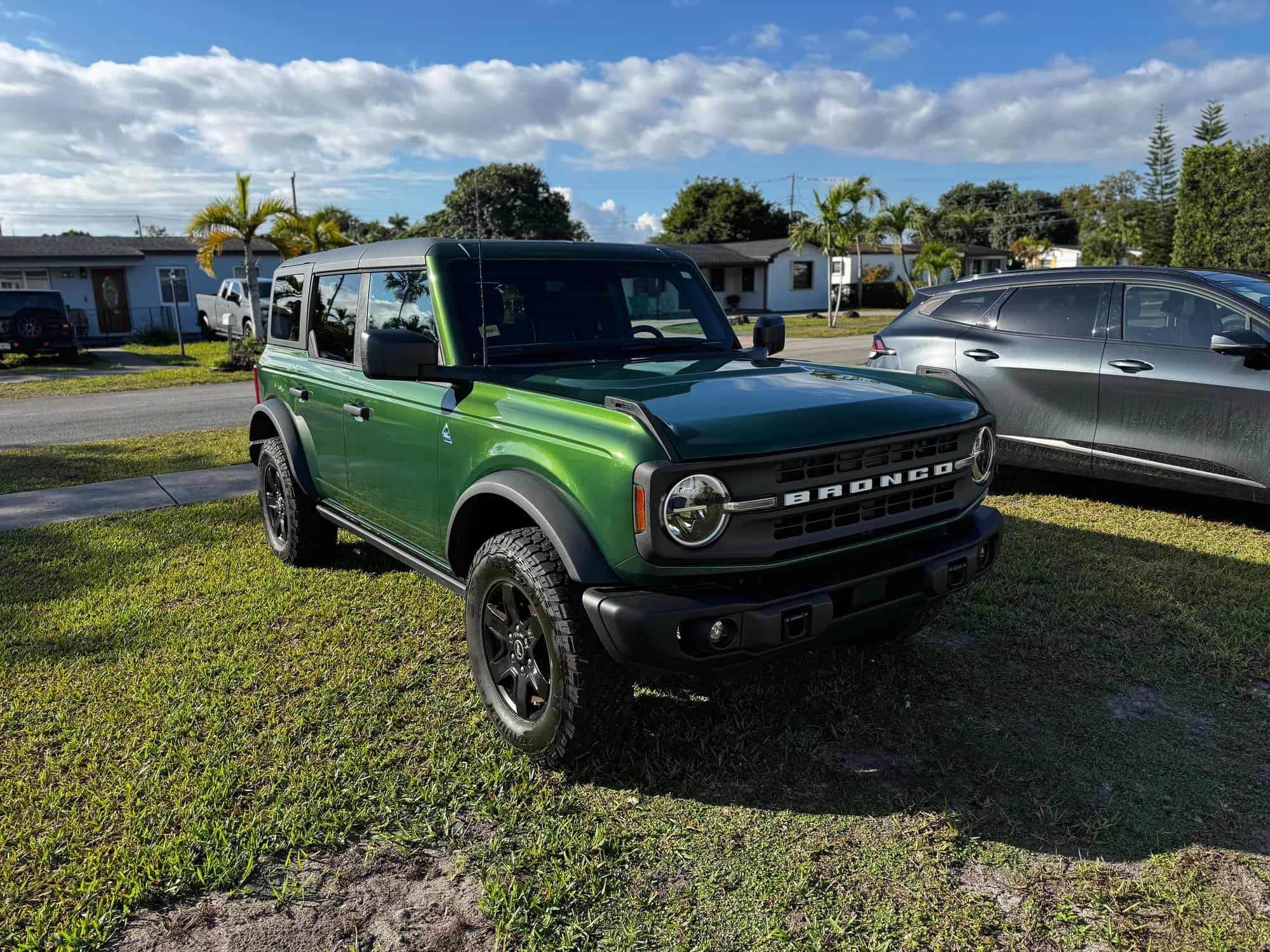 2024 Ford Bronco - Photo 3