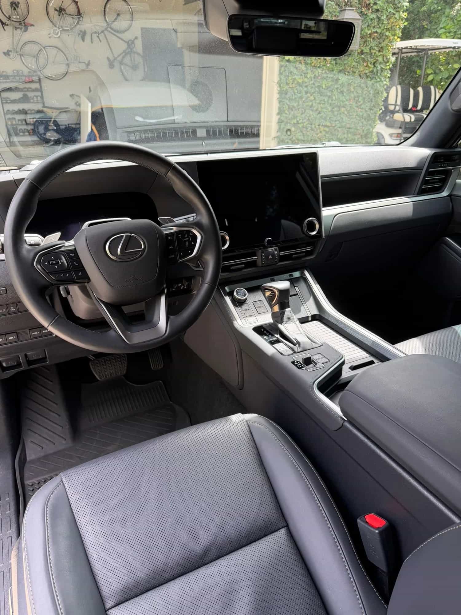 2025 Lexus GX - Photo 4