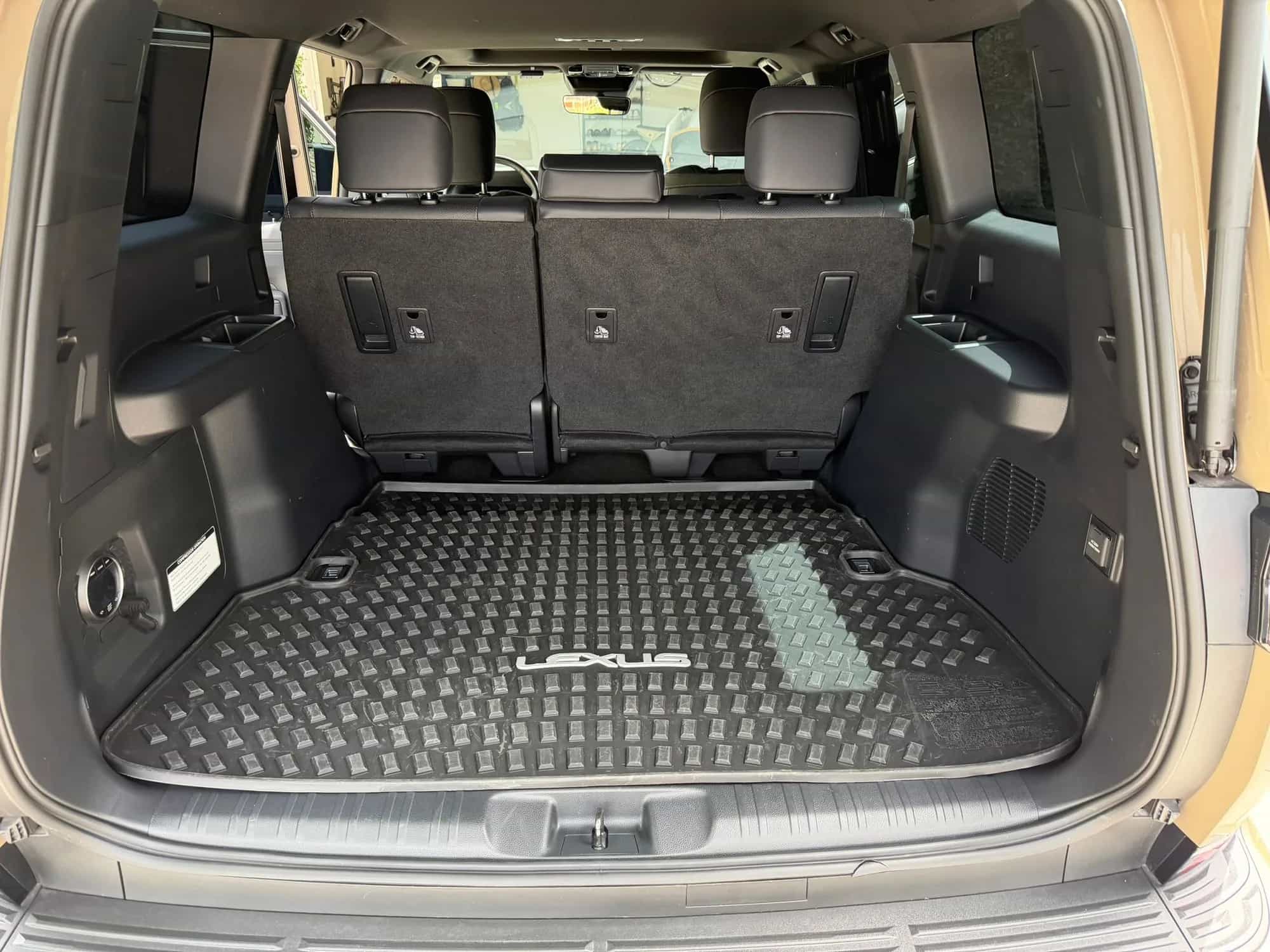 2025 Lexus GX - Photo 5