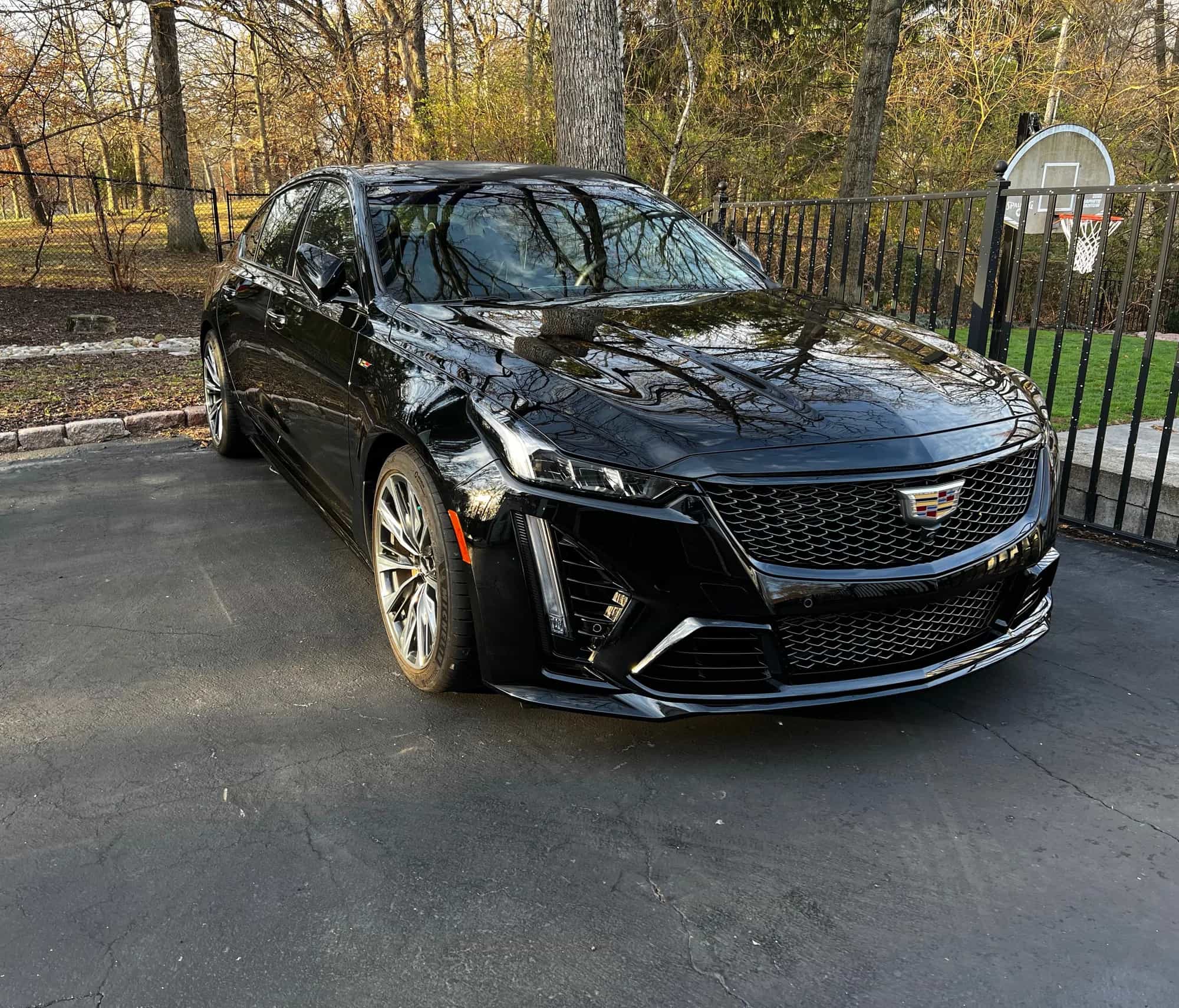 2022 Cadillac CT5 - Photo 2