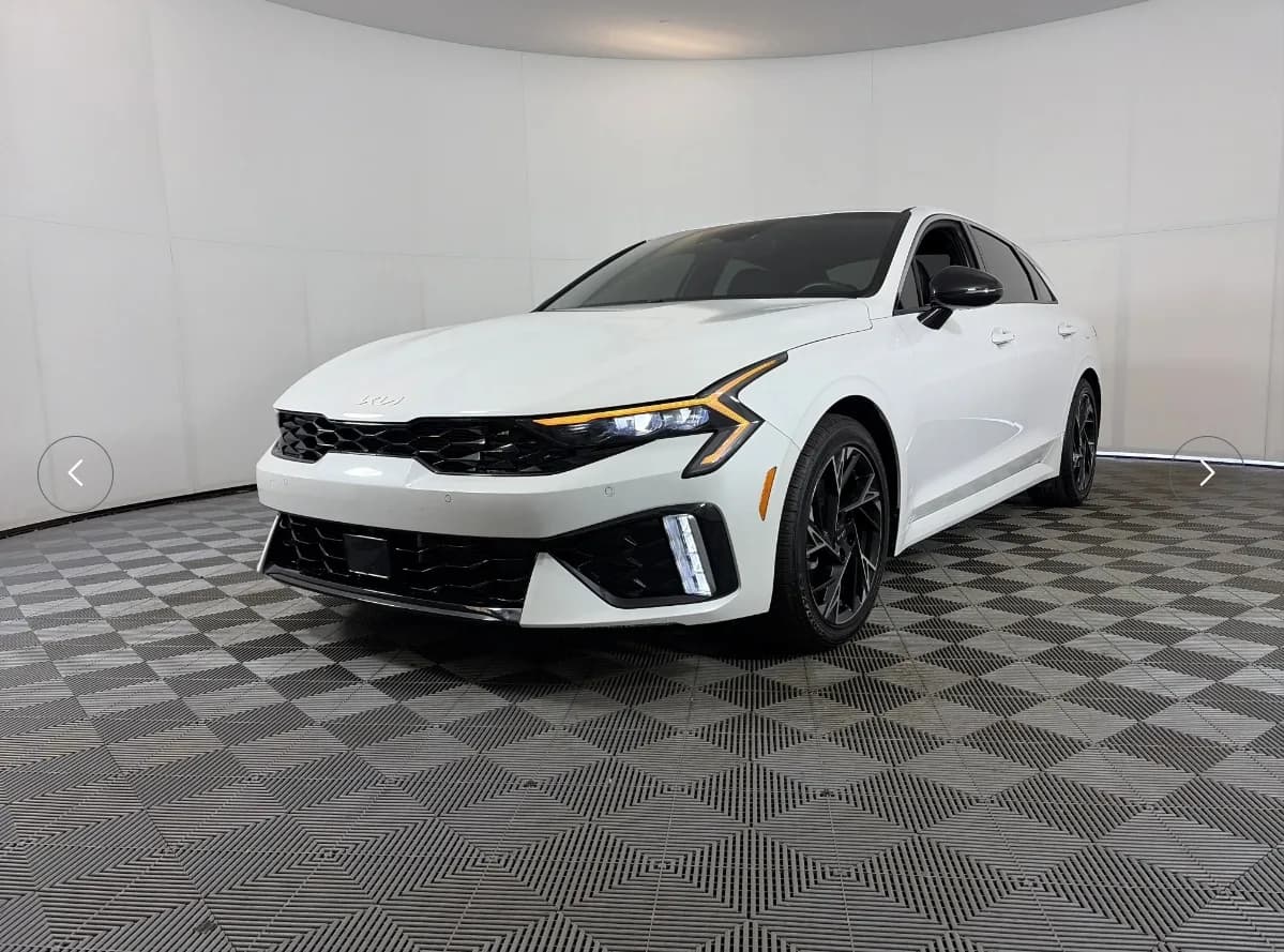 2025 Kia K5 for rent - $90/day