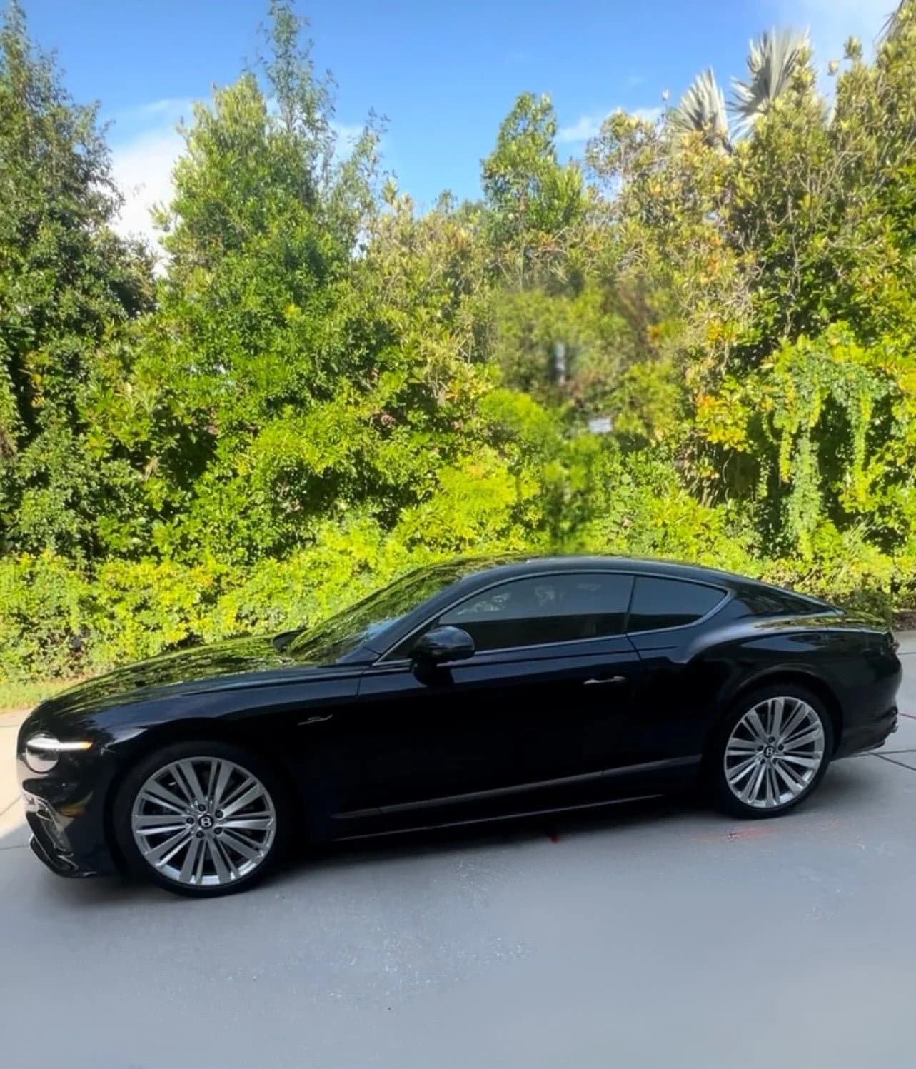 2025 Bentley Continental