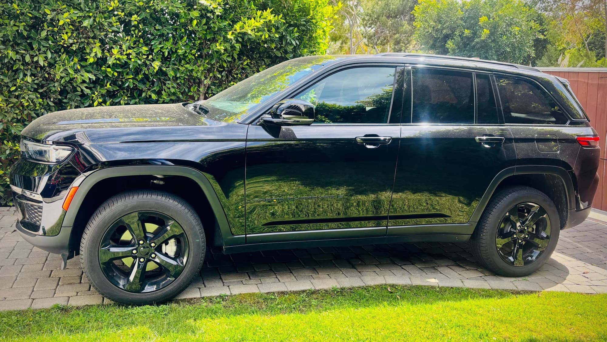 2025 Jeep Grand Cherokee for rent - $92/day