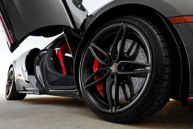 2018 McLaren 570 GT - Photo 3