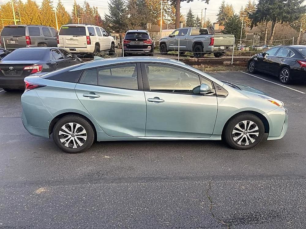 2018 Toyota Prius for rent - $50.42/day