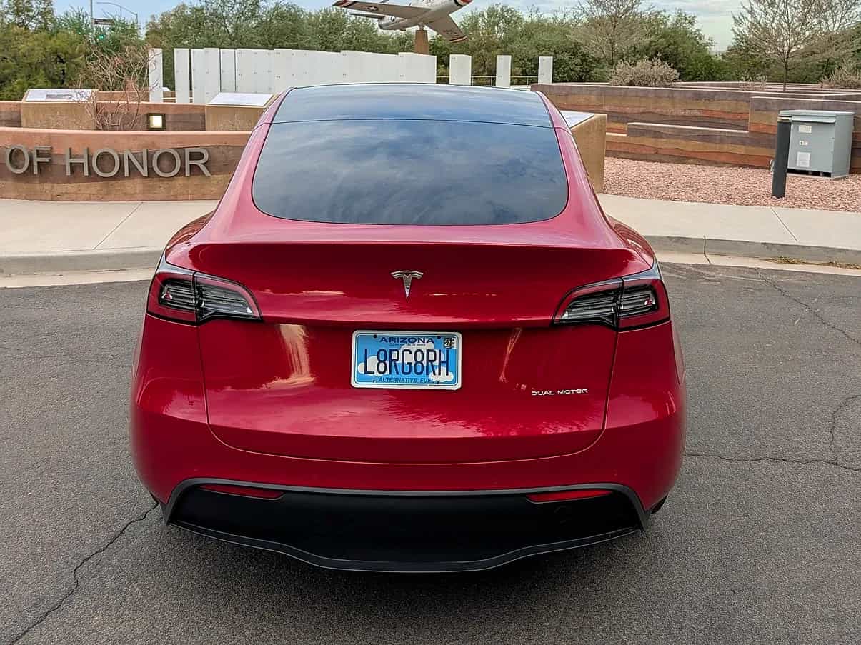2022 Tesla Model Y - Photo 2