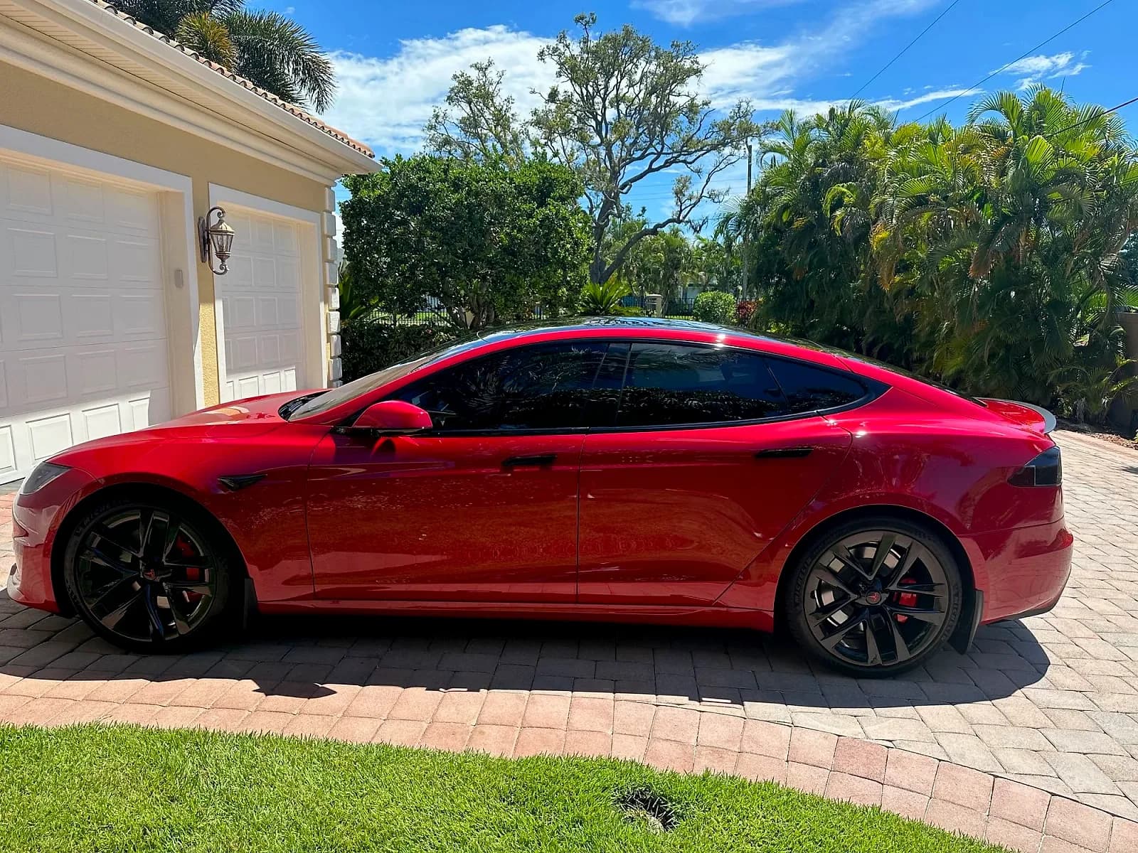 2022 Tesla Model S for rent - $70/day