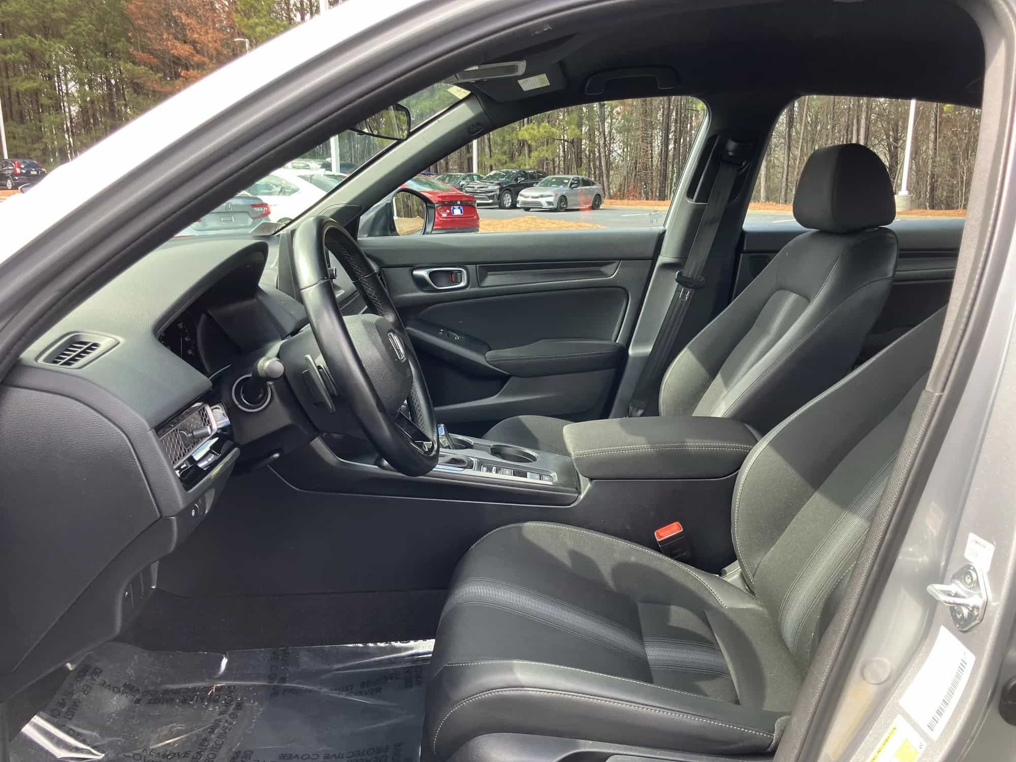 2025 Honda Civic - Photo 3