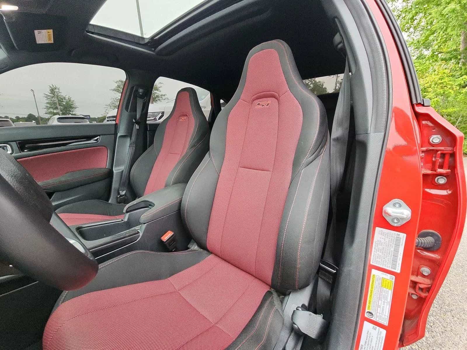 2025 Honda Civic Si - Photo 4