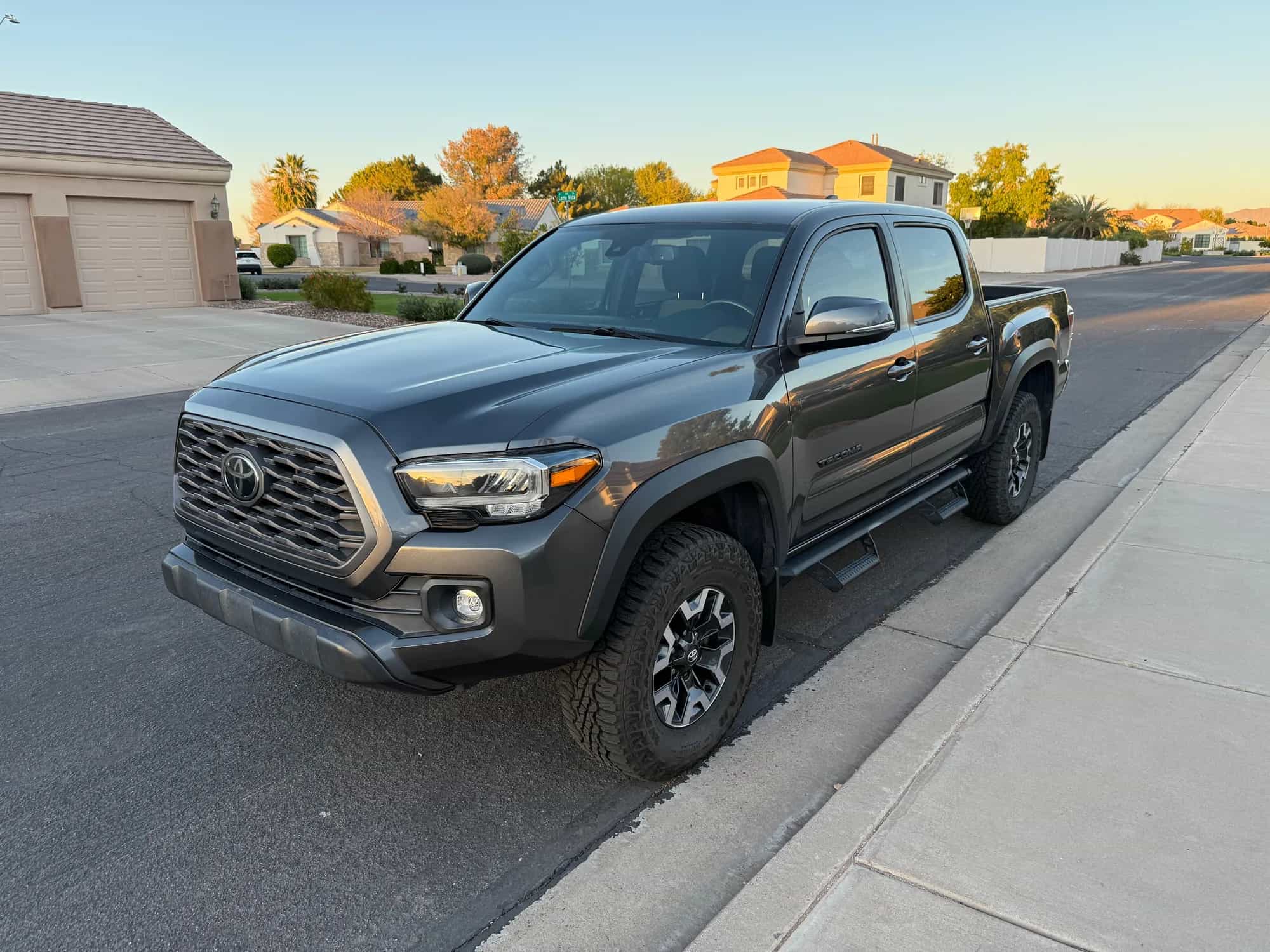 2022 Toyota Tacoma - Photo 3