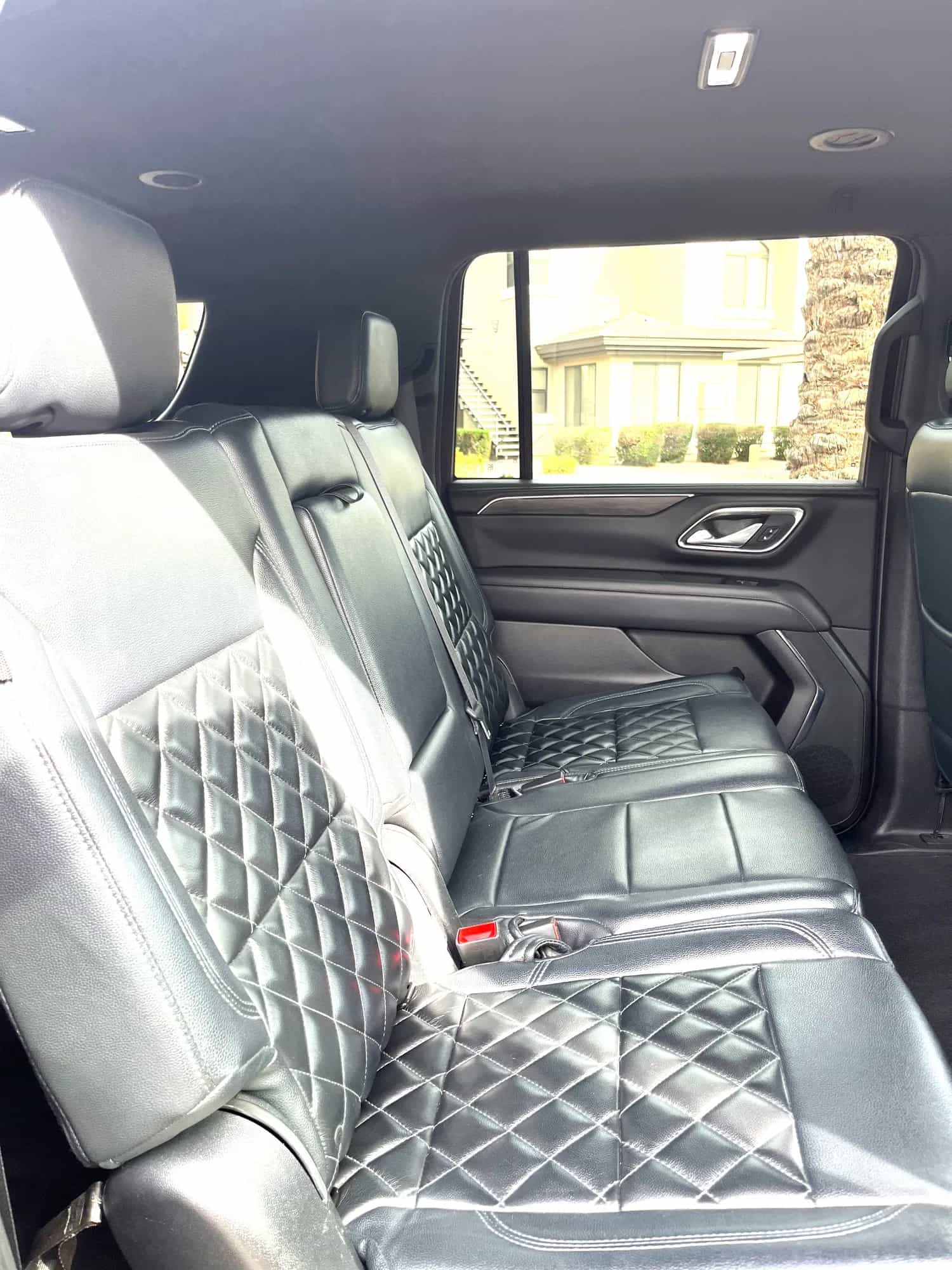 2023 Chevrolet Suburban - Photo 5
