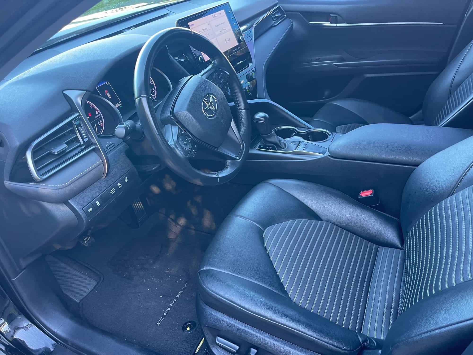 2023 Toyota Camry - Photo 4