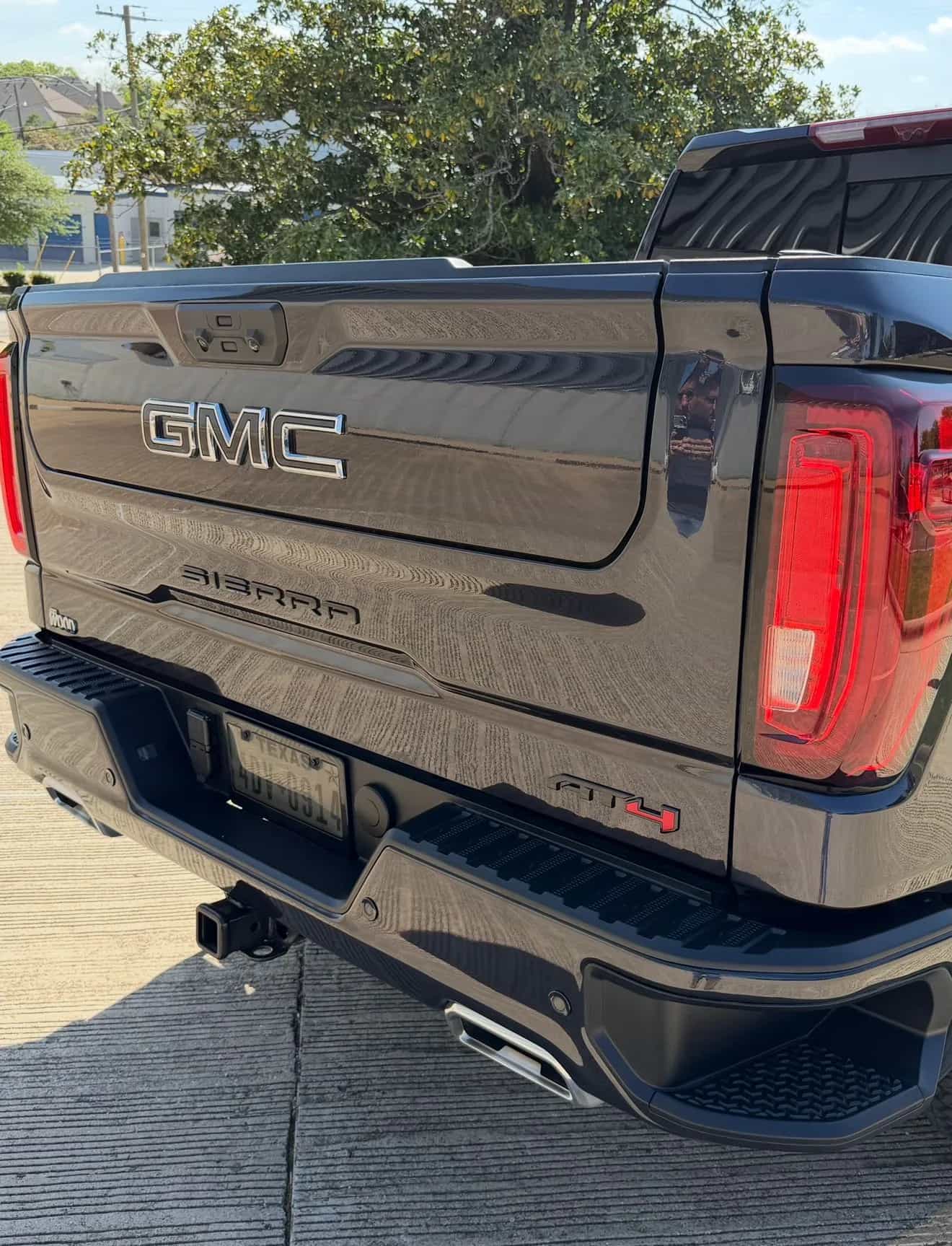2025 GMC Sierra - Photo 3