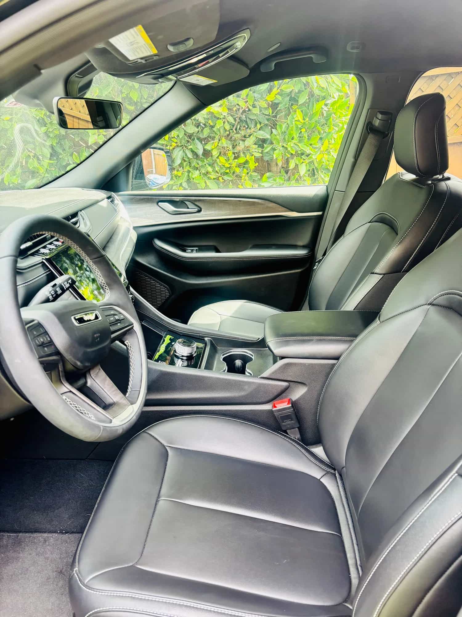 2025 Jeep Grand Cherokee - Photo 4